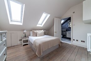 5 Bed Apartment in Clapham