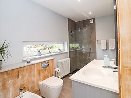 Polly's Annexe