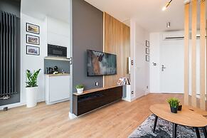 Q18 ApartHotel