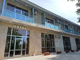 Bliss Hotel