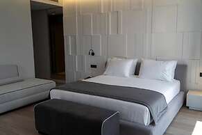 Center Hotel