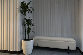 Center Hotel