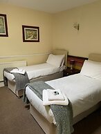Rose & Crown Hotel