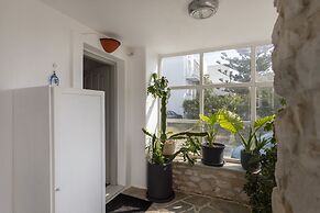 Vagia Calm House 2