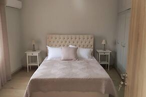 Nefeli House Syros ,