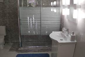 Nefeli House Syros ,