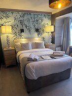 The Q Hotel