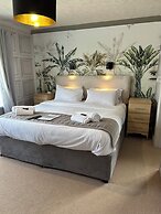 The Q Hotel