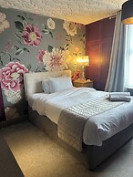 The Q Hotel