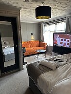 The Q Hotel
