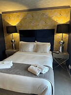 The Q Hotel
