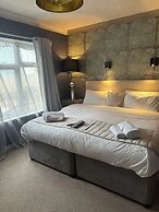The Q Hotel