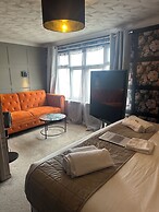 The Q Hotel