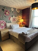 The Q Hotel