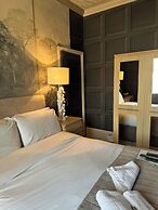The Q Hotel