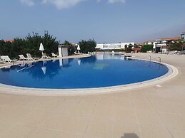 Carrington Sea Magic 2 bed Plus 2 Apartment