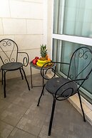 Modern Apartment With Balcony, Near Shopping Mall