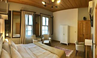 Grace Lounge Premium