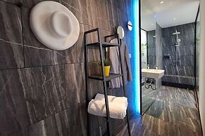 Innlux Phuket
