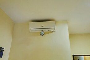 OYO Life 91027 Note Hotel Syariah