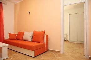 Art Apartments