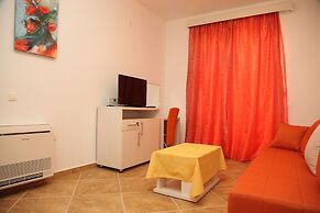 Art Apartments
