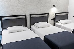 Hotel West Way