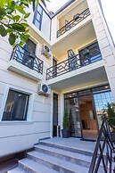 Hotel West Way