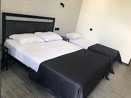 Hotel West Way