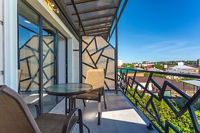 Hotel West Way