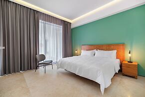 Maxwell Collection Romantic Zone