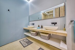 Maxwell Collection Romantic Zone