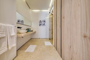 Maxwell Collection Romantic Zone