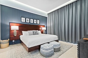 Maxwell Collection Romantic Zone