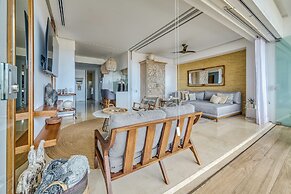 Maxwell Collection Romantic Zone