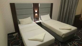 MELODY QUEEN HOTEL BY AURA