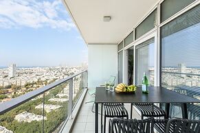 Opulent Ease 2BR Apt in Midtown