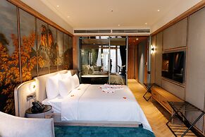 La Passion Premium  Cau Go Hotel