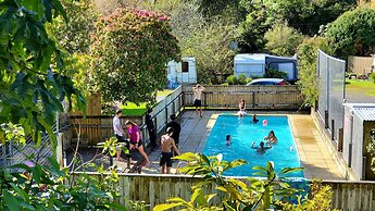 Dickson Holiday Park