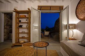 Nur Mykonian Suites