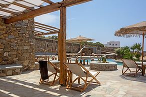 Nur Mykonian Suites
