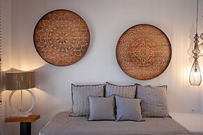 Nur Mykonian Suites