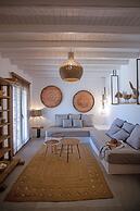 Nur Mykonian Suites