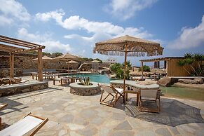 Nur Mykonian Suites