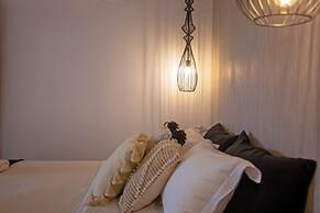 Nur Mykonian Suites