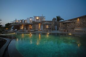 Nur Mykonian Suites