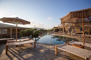 Nur Mykonian Suites