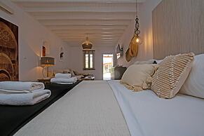 Nur Mykonian Suites
