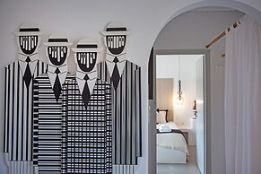 Nur Mykonian Suites