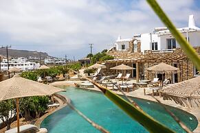 Nur Mykonian Suites
